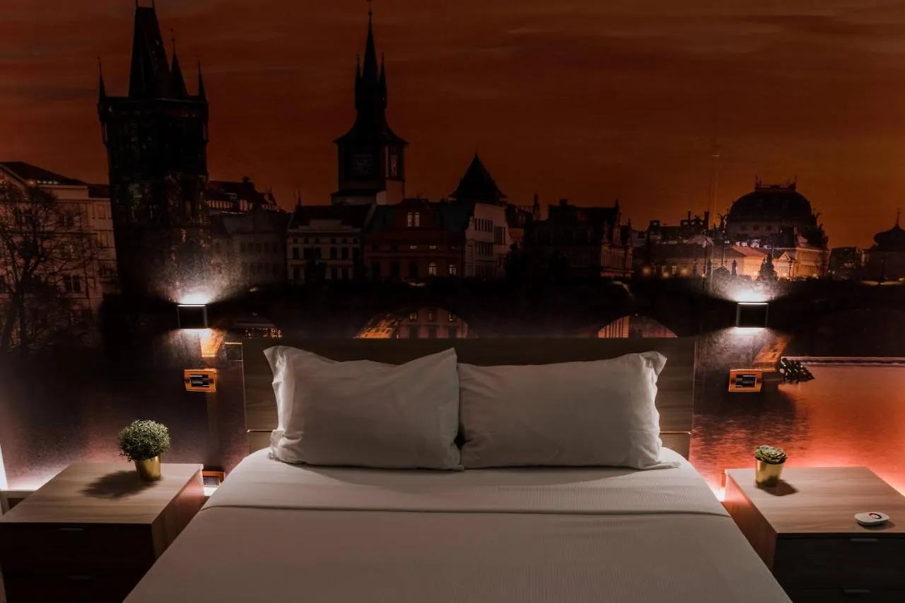 Hotel Seven Rooms Milan 2*,  Italy