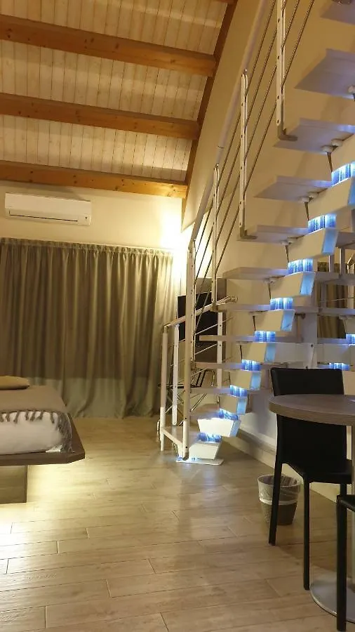 **  Hotel Seven Rooms Milan Italy